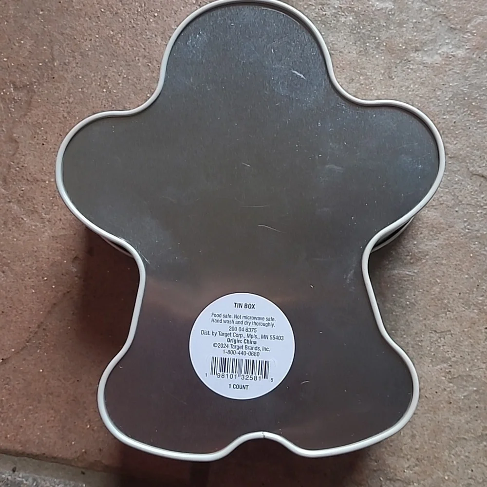 New with tags! Festive Gingerbread Man Decorative Metal Tin